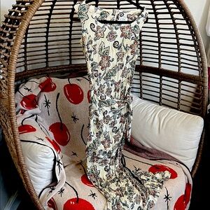 Multicolor Patterned Fabric with full wrap detail at the side